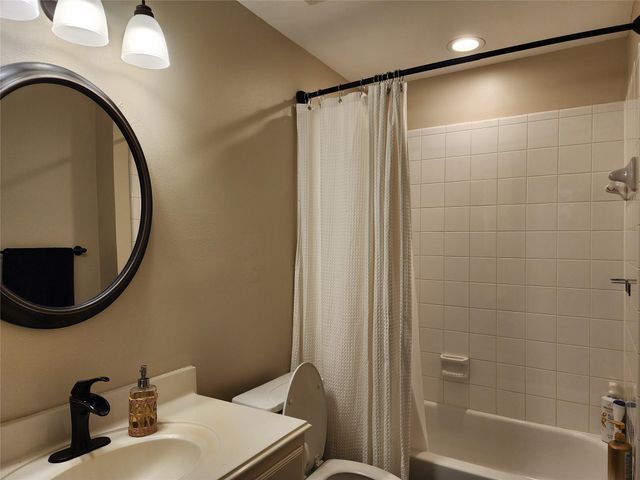 2722 Crawford Street, Houston, TX 77004