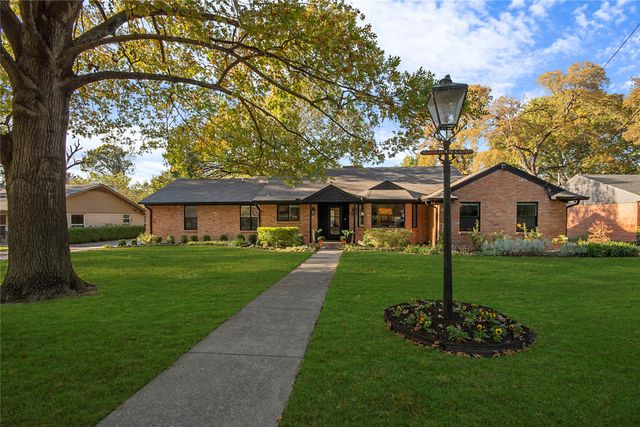 8731 Vinewood Drive, Dallas, TX 75228