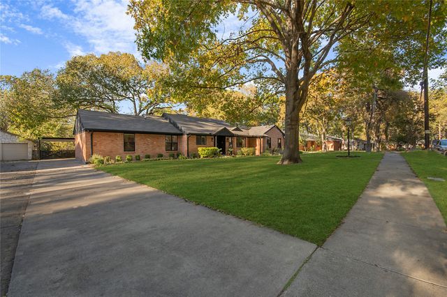 8731 Vinewood Drive, Dallas, TX 75228