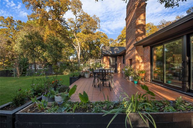 8731 Vinewood Drive, Dallas, TX 75228