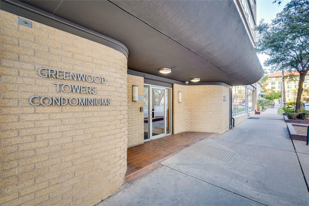 1800 Lavaca ST A214, Austin, TX 78701