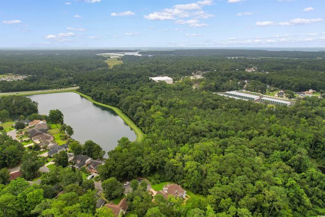 2544 Lake Vista Dr., Little River, SC 29566