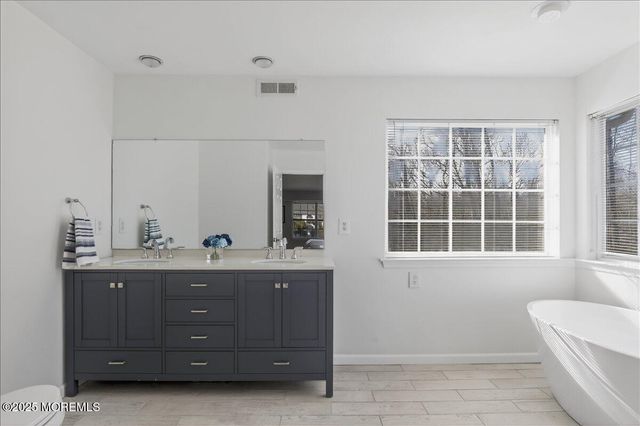 12 Tall Woods Drive, Manalapan, NJ 07726