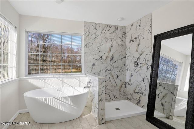 12 Tall Woods Drive, Manalapan, NJ 07726