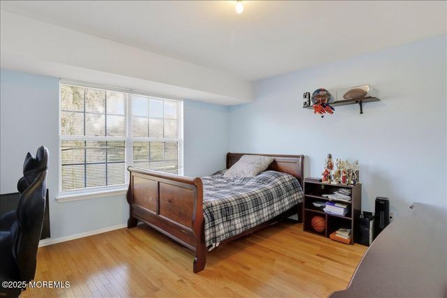 12 Tall Woods Drive, Manalapan, NJ 07726