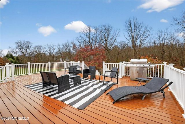 12 Tall Woods Drive, Manalapan, NJ 07726