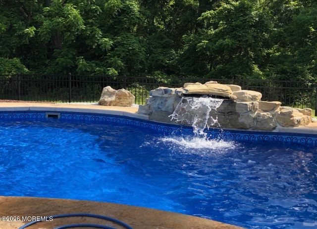 12 Tall Woods Drive, Manalapan, NJ 07726