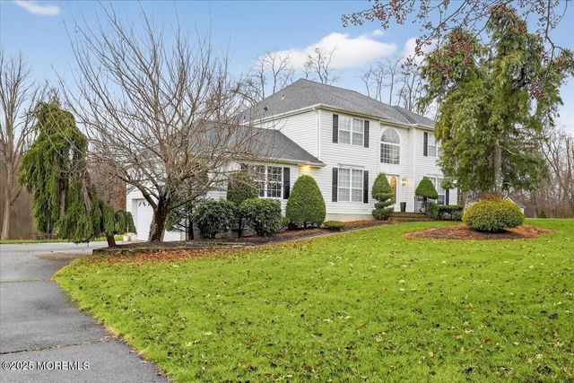 12 Tall Woods Drive, Manalapan, NJ 07726