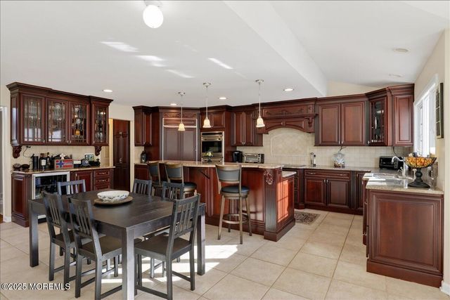 12 Tall Woods Drive, Manalapan, NJ 07726