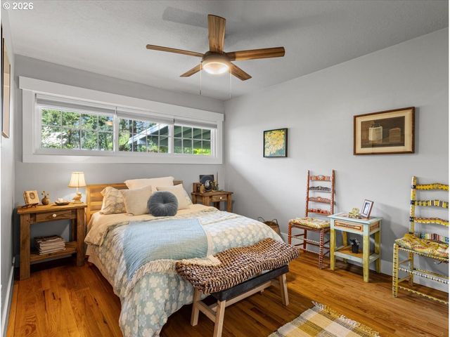 6025 CARMAN Dr, Lake Oswego, OR 97035