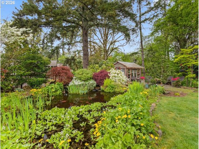 6025 CARMAN Dr, Lake Oswego, OR 97035