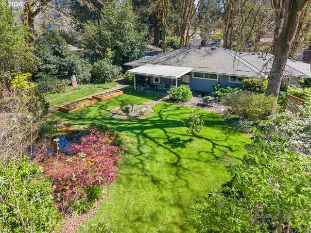 6025 CARMAN Dr, Lake Oswego, OR 97035