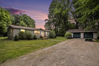 2255 River Road, Hastings Twp, MI 49058