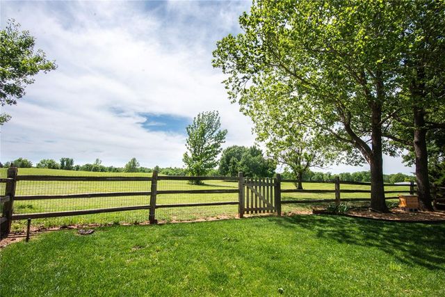 640 Wildmeadow Drive, Edmond, OK 73003
