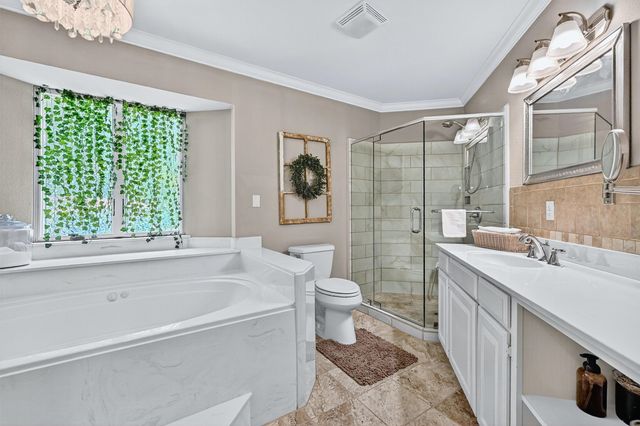 1246 Kiowa Drive W, Lake Kiowa, TX 76240