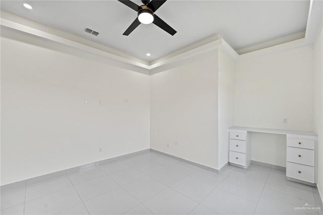 2608 E Conroe Road, Edinburg, TX 78542