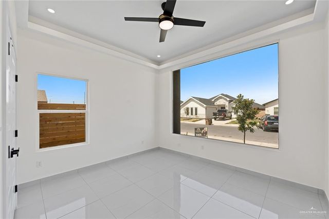 2608 E Conroe Road, Edinburg, TX 78542