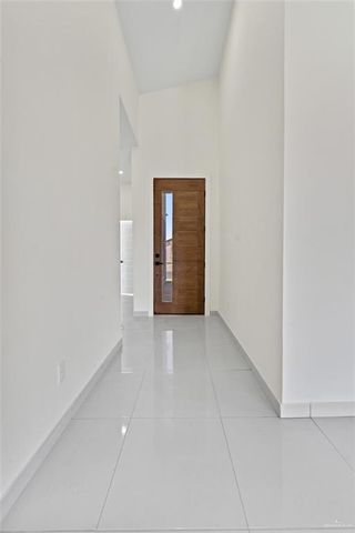 2608 E Conroe Road, Edinburg, TX 78542