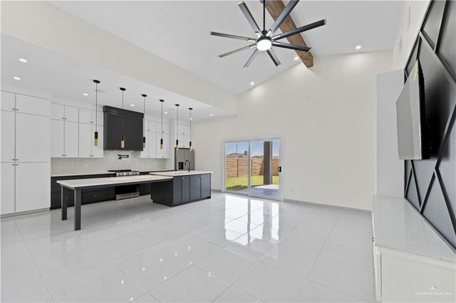 2608 E Conroe Road, Edinburg, TX 78542