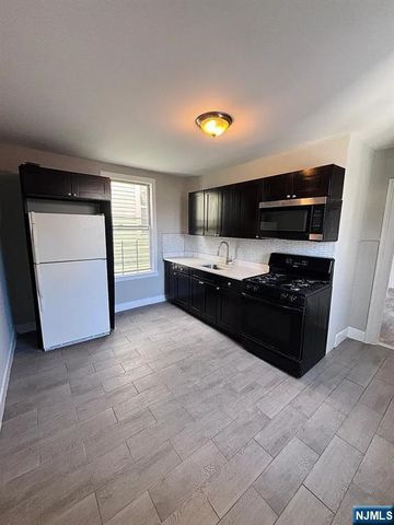 393 Straight Street, Paterson, NJ 07501