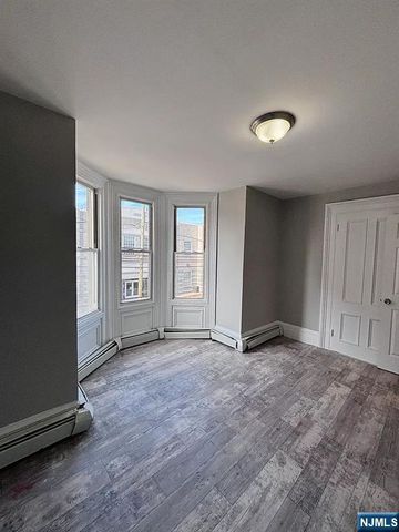 393 Straight Street, Paterson, NJ 07501