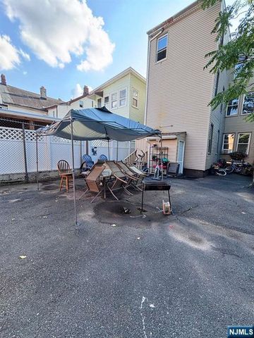 393 Straight Street, Paterson, NJ 07501
