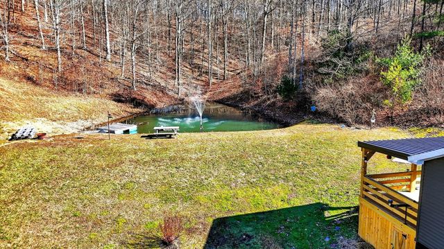 13966 State Route 595, Logan, OH 43138