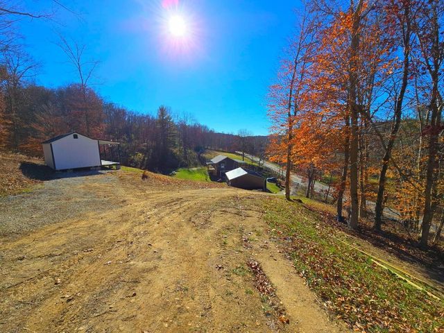 13966 State Route 595, Logan, OH 43138