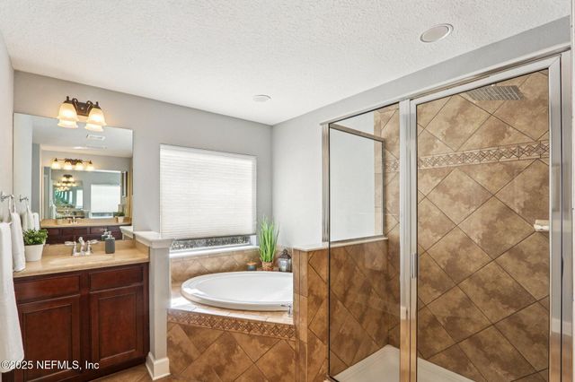 200 HUNTSTON Way, St. Johns, FL 32259