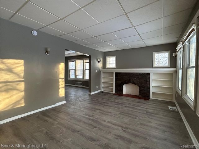 12890 Sussex Street, Detroit, MI 48227