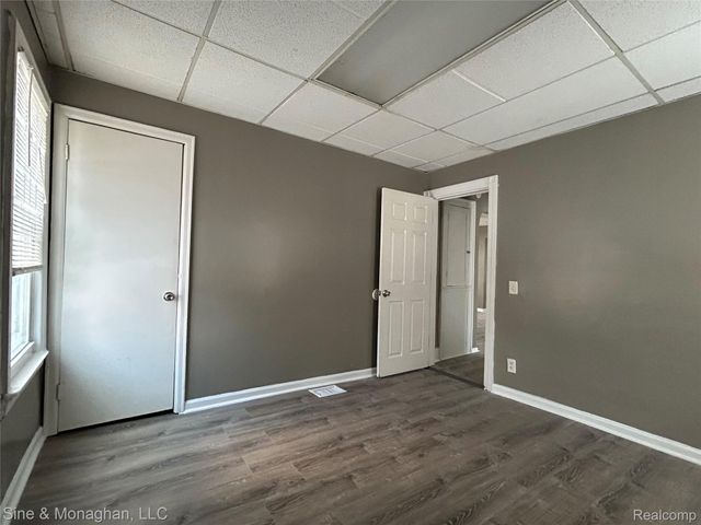 12890 Sussex Street, Detroit, MI 48227