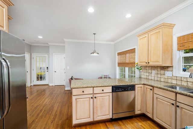1001 CHESTNUT STREET, Vestavia Hills, AL 35216