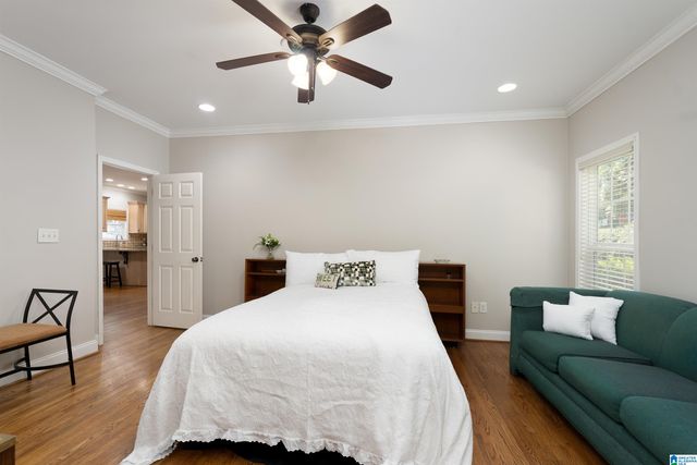 1001 CHESTNUT STREET, Vestavia Hills, AL 35216