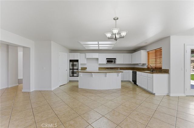 20159 Majestic, Apple Valley, CA 92308