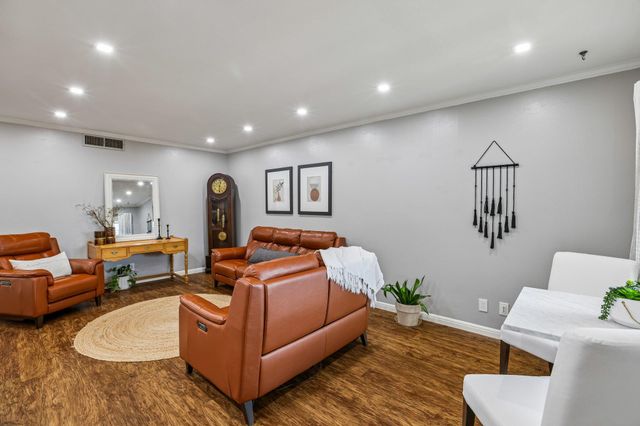 7920 Rockwood LN 249, Austin, TX 78757