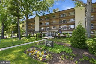 10320 WESTLAKE DR #E-302, Bethesda, MD 20817