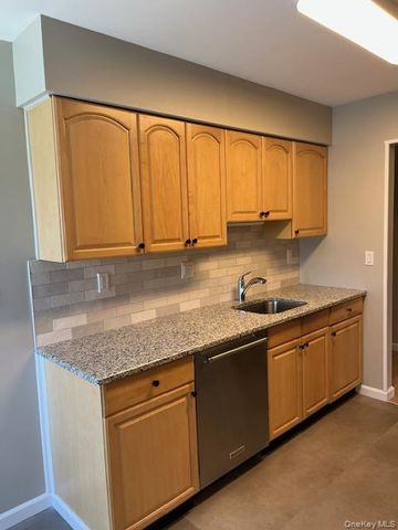 110 Sierra Vista Lane, Valley Cottage, NY 10989