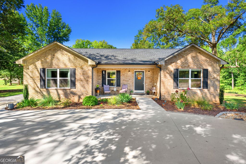 120 Roper Road, Canon, GA 30520 — exterior
