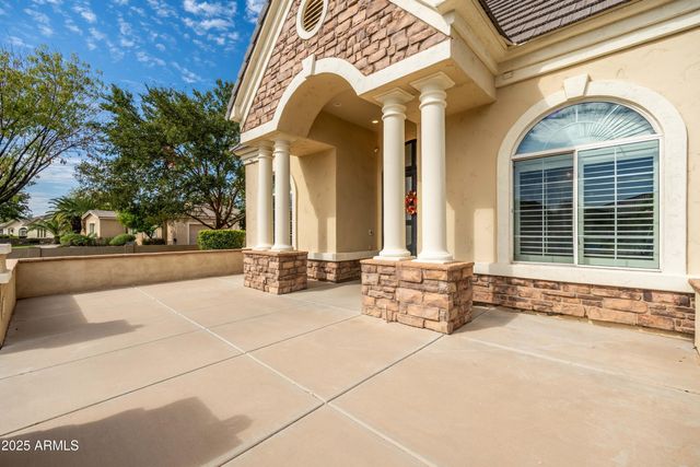 2670 E VALLEJO Court, Gilbert, AZ 85298