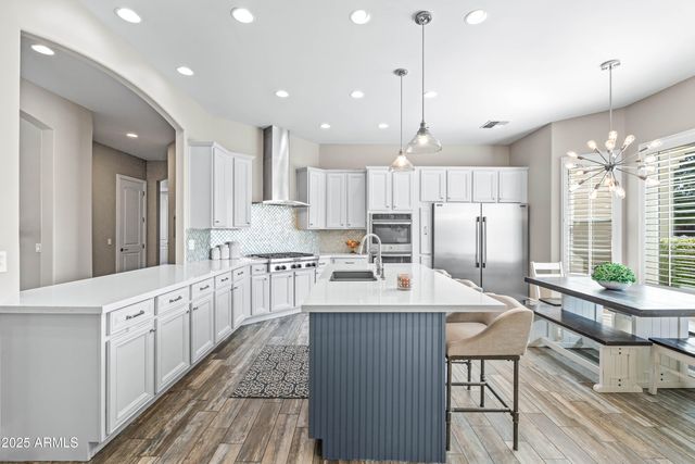 2670 E VALLEJO Court, Gilbert, AZ 85298