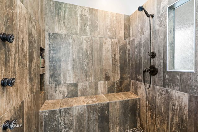 2670 E VALLEJO Court, Gilbert, AZ 85298