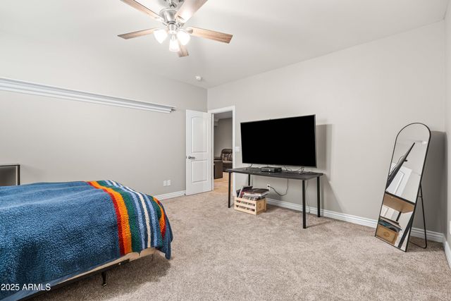 2670 E VALLEJO Court, Gilbert, AZ 85298