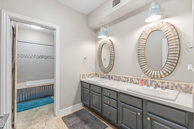 2670 E VALLEJO Court, Gilbert, AZ 85298