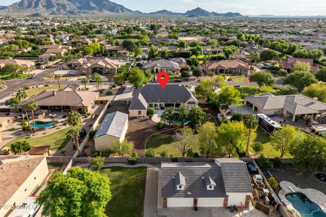 2670 E VALLEJO Court, Gilbert, AZ 85298