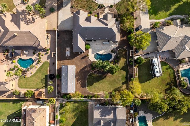 2670 E VALLEJO Court, Gilbert, AZ 85298