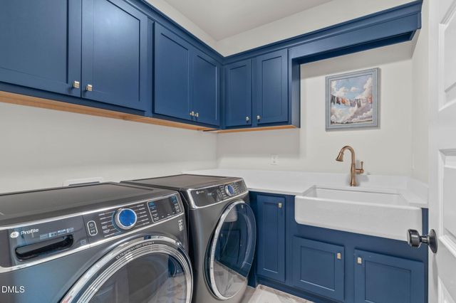 2400 Chianti Court, Apex, NC 27502