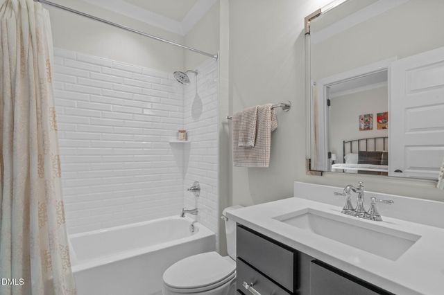 2400 Chianti Court, Apex, NC 27502