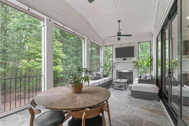 2400 Chianti Court, Apex, NC 27502