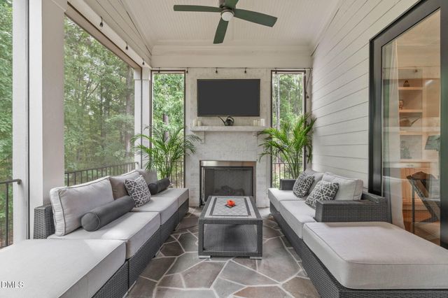 2400 Chianti Court, Apex, NC 27502