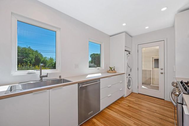 7208 Falcon Rd, Fair Oaks, CA 95628